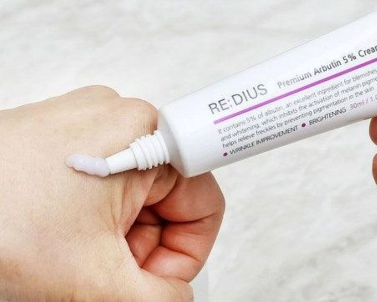 Осветляющий крем с арбутином 5% RE:DIUS Premium Arbutin 5 % Cream 0002093 фото