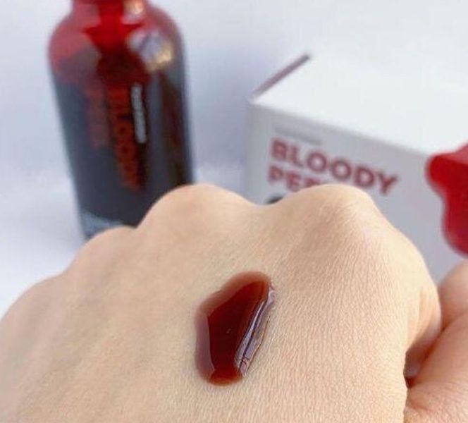 Пилинг-сыворотка с кислотами Skin1004 Zombie Beauty Bloody Peel &ndash; 30 мл 0002047 фото