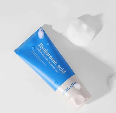 Пінка для вмивання з гіалуроновою кислотою Bergamo Intensive Hyaluronic Acid Cleanser Foam  0003011 фото